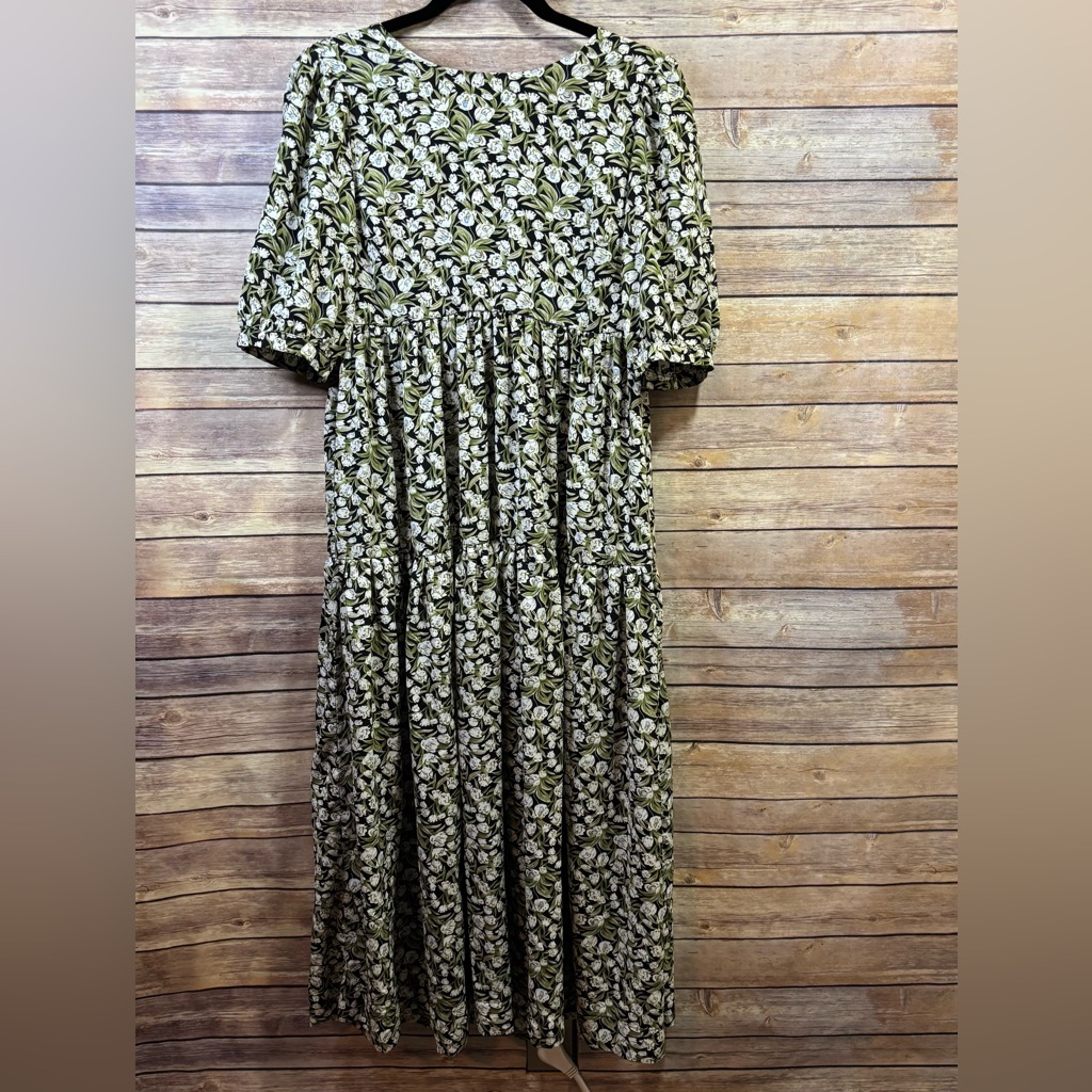 En Saison Jocelyn Floral Print Puff Sleeve Maxi Dress Green Black Size Small